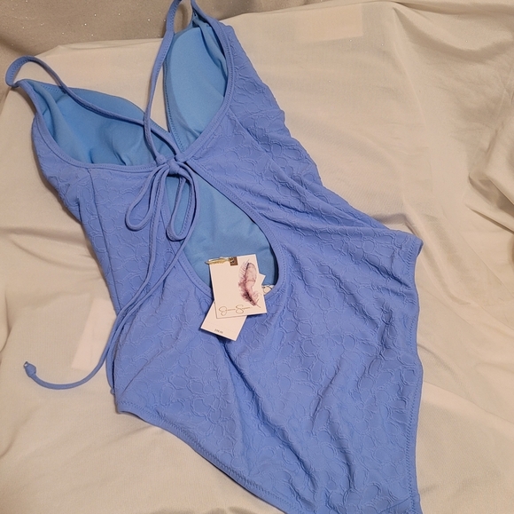 One-piece swimsuit by Jessica Simpson textured floral design size large NEW - Picture 2 of 5